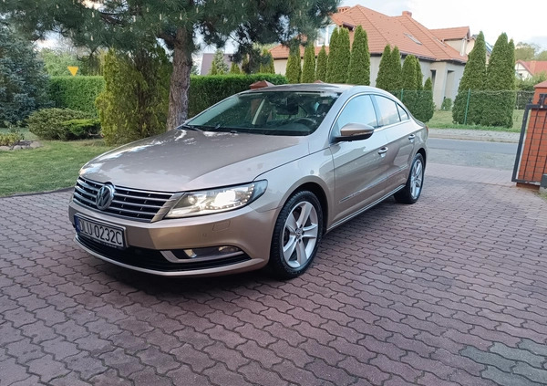 Volkswagen Passat cena 40900 przebieg: 230000, rok produkcji 2015 z Lubin małe 497